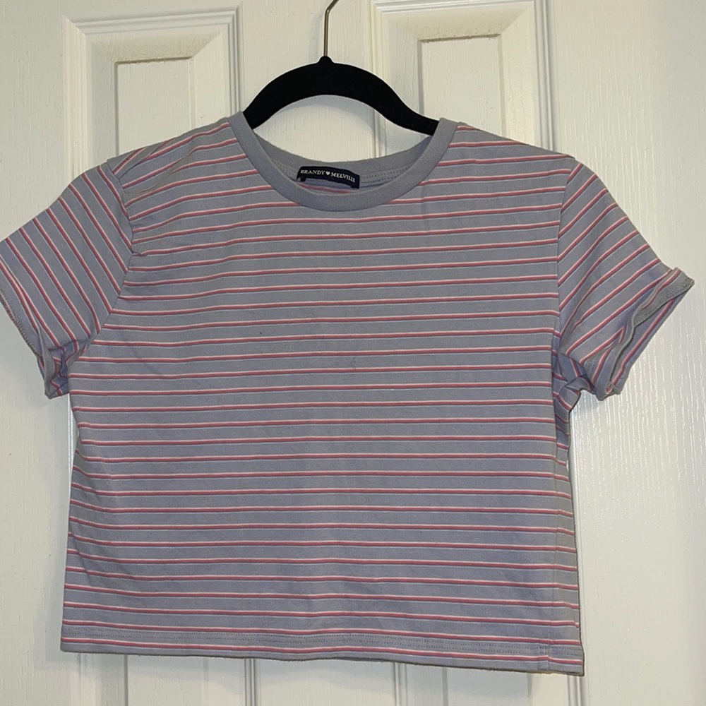 lilac cropped shirt with pink/gray stripes